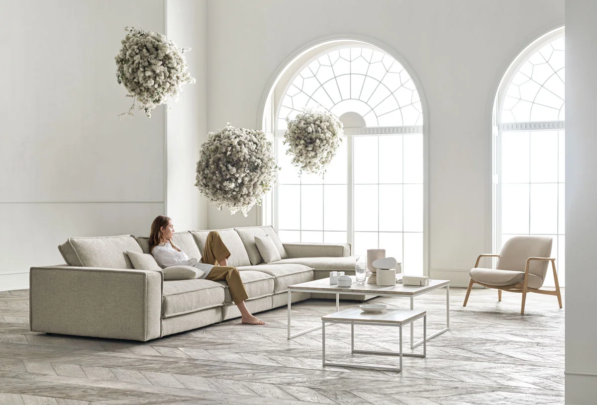 Noora-(Chaise-Longue)-Classic-Cushion-Bowie-Como-Una-Forma-Hour_Marion_02
