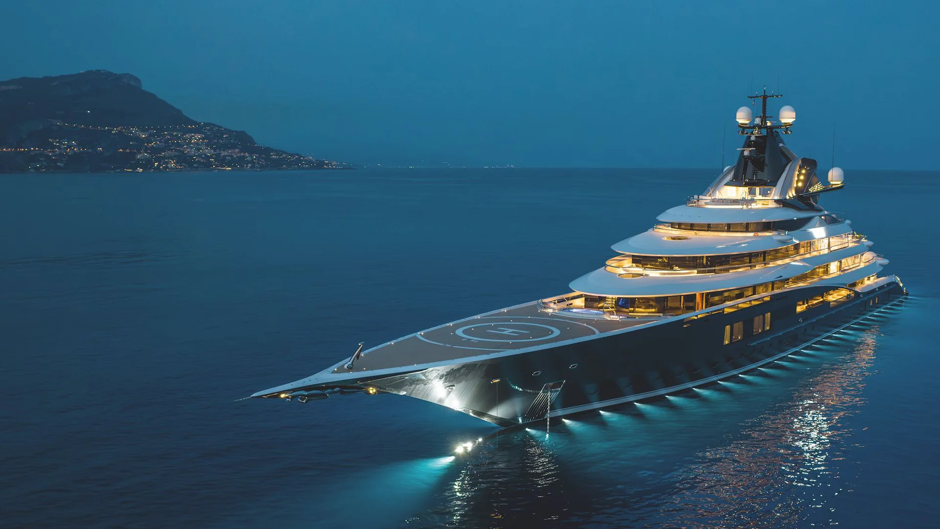 1805_Yacht-Head-2