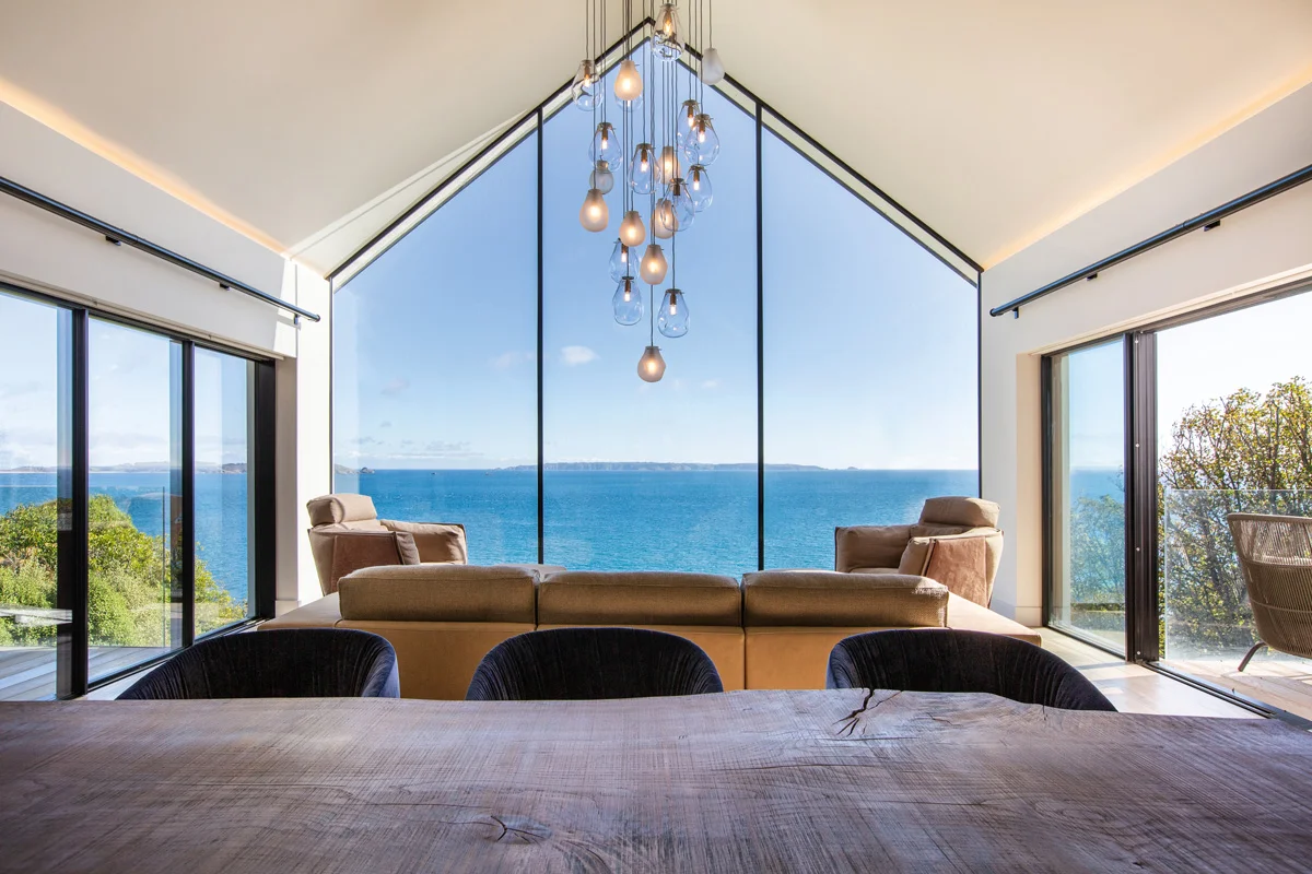 living-glas_IQ-Glass---The-Moorings-(2)