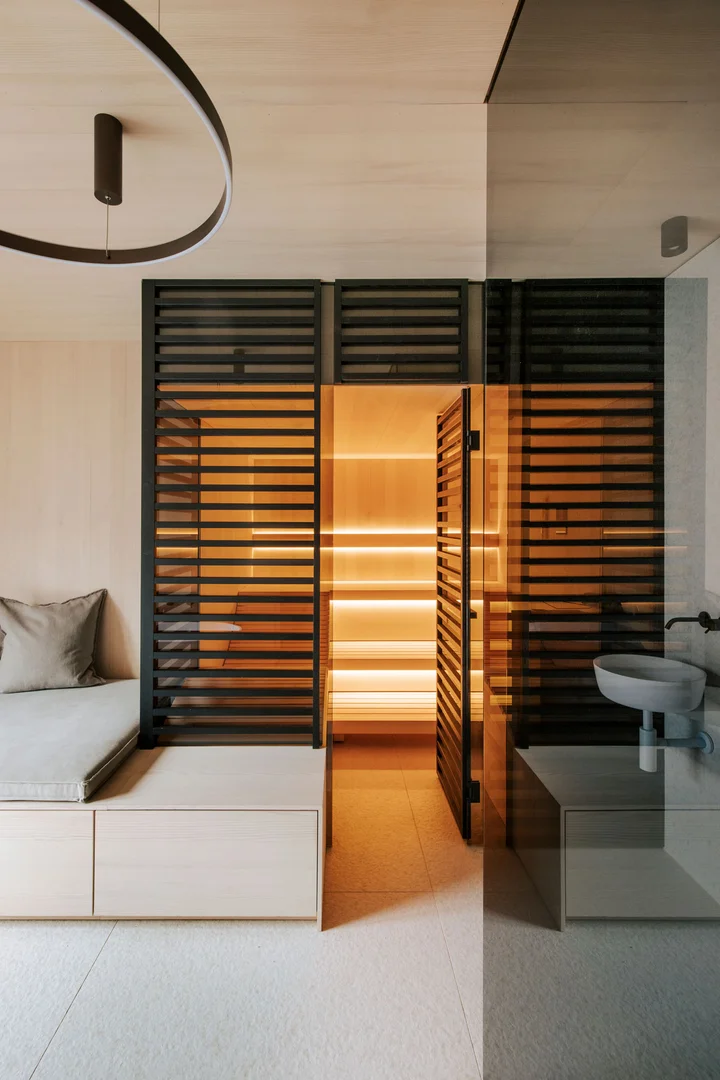 DEISL.COM-Sauna-Wellness-Sauna-Pivate-Spa-Badezimmer-3