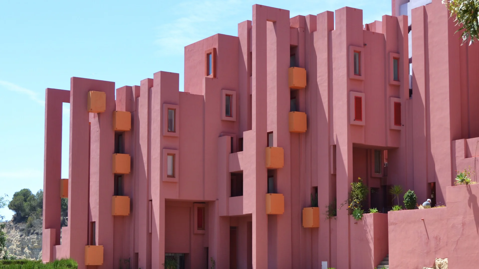 Farbige-Architektur-_head