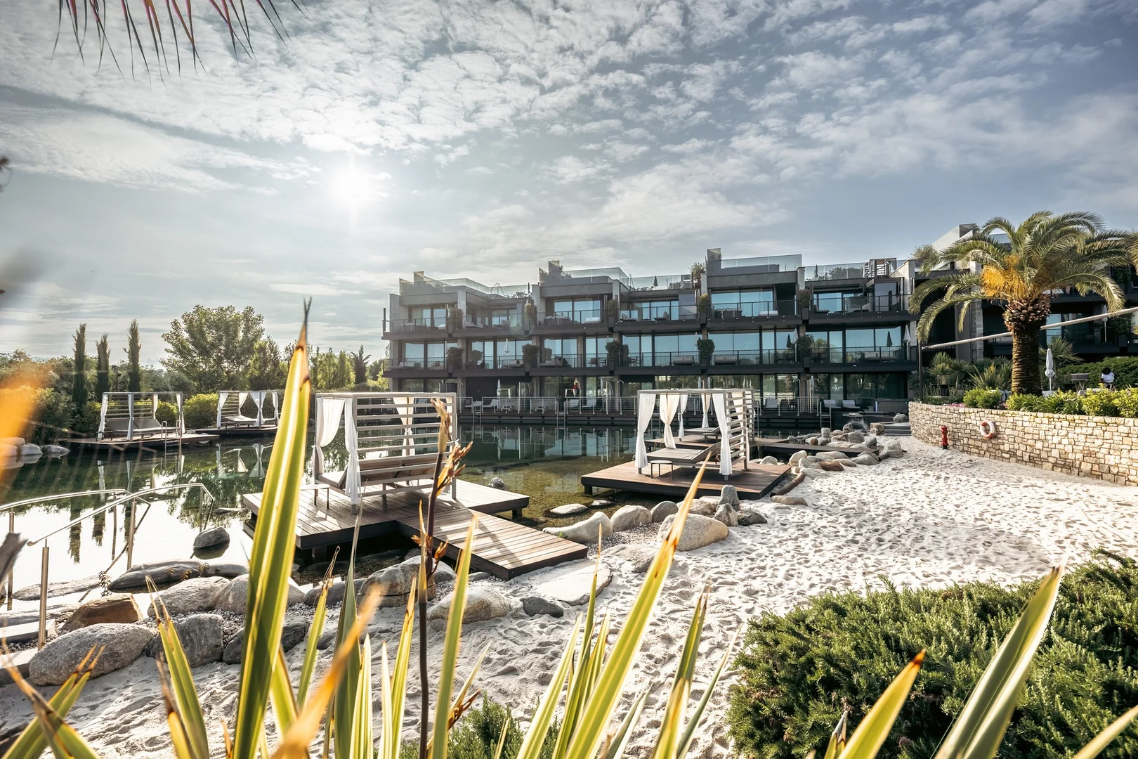 mediterranes_klima_am_gardasee_-_365_tage_urlaub_der_extraklasse_quellenhof_luxury_resort_lazise_1